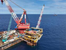 Dongkrak Produksi Gas 20 Persen, Pertamina Hulu Mahakam Rampungkan Instalasi Jacket Proyek Manpatu