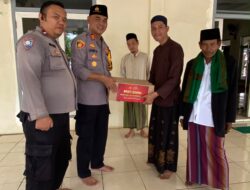 Polsek Setu Pererat Kedekatan dengan Masyarakat Melalui Safari Jumat