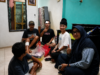 Wujud Kepedulian Sesama : Teh Novi dan Tim Teh Novi Peduli Sambangi Kediaman Pemuda Korban Kecelakaan, di Perumahan Gandaria, Ciledug, Setu, Bekasi, Jawa Barat