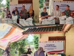 Sebanyak 645 KPM Desa Ragemanunggal Terima 30 Kg Beras, Jumlah Penerima Turun Dibanding Periode Lalu