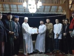SK PW PWI LS Jawa Tengah Resmi Diserahkan, Gus Miftah Tegaskan Komitmen Satu Komando dengan Pimpinan Pusat